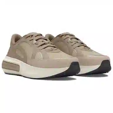 Under Armour Phantom 4