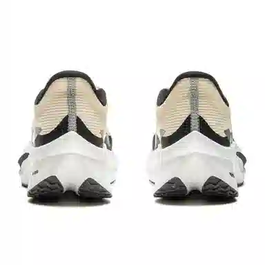 LiNing Feidian 4 Challenger