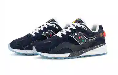 Saucony Shadow 6000 Christmas Edition