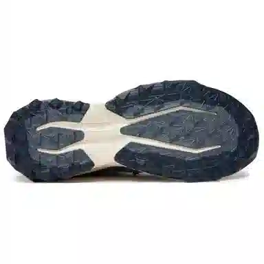 New Balance Tektrel Black