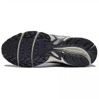 Asics Gel-Kahana TR V4 Silver Grey Red