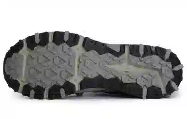 New Balance 410 Black Silver