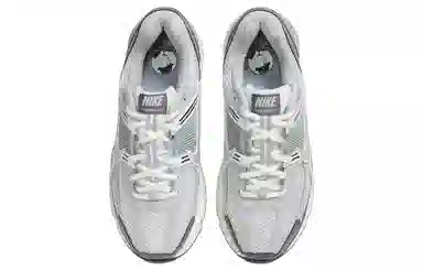 Nike Air Zoom Vomero 5 Beige