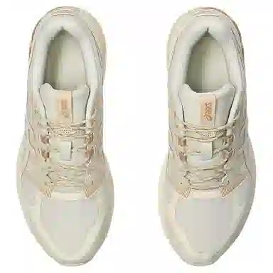 Asics Gel-Terrain Beige