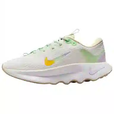 Nike Motiva White