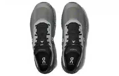 On Cloudflow 4 Black