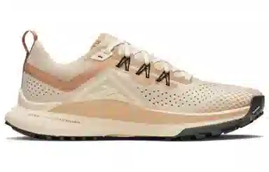 Nike Pegasus Trail 4 Light Brown