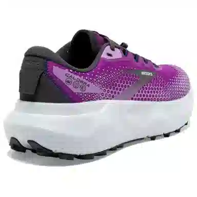 Brooks Caldera 6