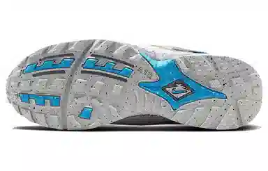 UNDEFEATED x Nike Air Terra Humara