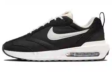 Nike Air Max Dawn Black