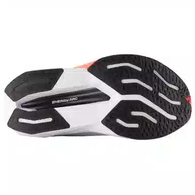 New Balance FuelCell SuperComp Trainer v3 WMNS