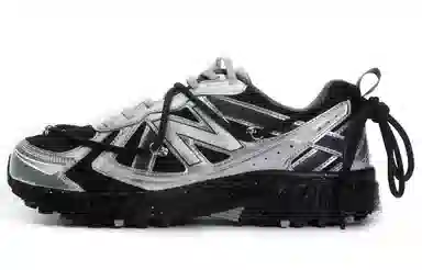 New Balance 410 Black Silver