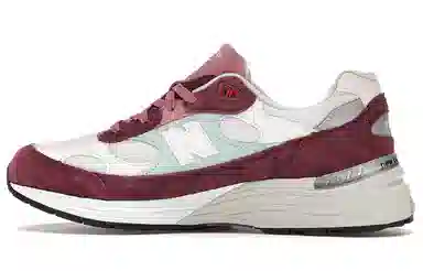 KITH x New Balance 992 Kithmas