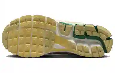 Nike Air Zoom Vomero 5