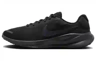 Nike Revolution 7 Black