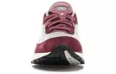 KITH x New Balance 992 Kithmas