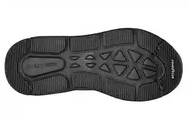 Skechers Max Cushioning Delta Megara