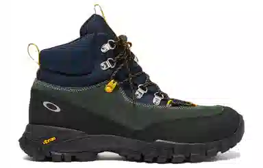 Oakley Traverse Boot