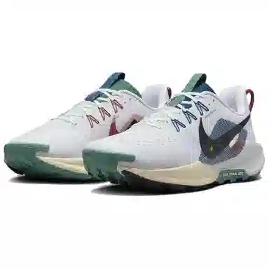 Nike Pegasus Trail 5