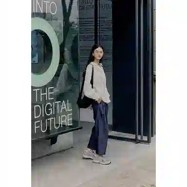 New Balance 2002R Grey