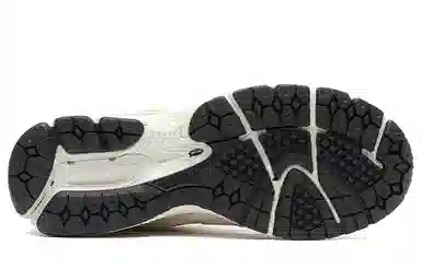 New Balance 2002R Light Beige