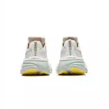 Saucony Hurricane 24 White Silver