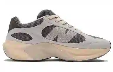 New Balance Warped Runner Grey