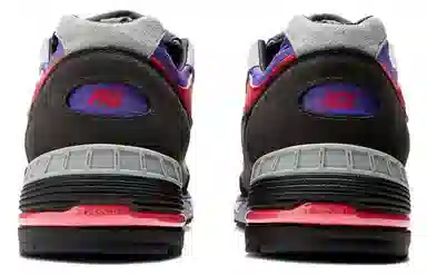 PALACE x New Balance 991