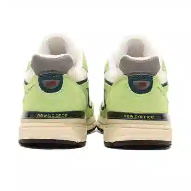 New Balance 990 V4 Green