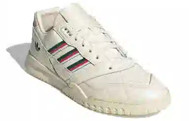 adidas A.R. Trainer