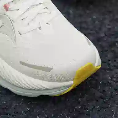 Saucony Hurricane 24 White Silver