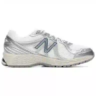 New Balance 860 Silver