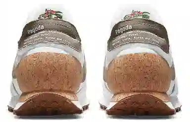 Nike Daybreak Cork Floral Embroidery