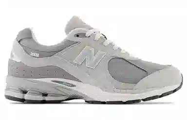 New Balance 2002R Gore-Tex