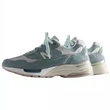 KITH x New Balance 992