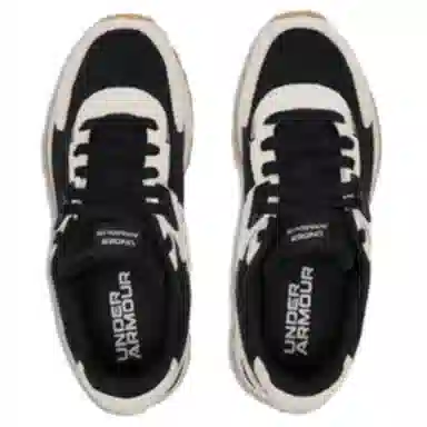 Under Armour Essential