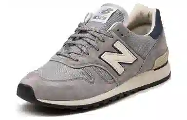 New Balance 670 Grey