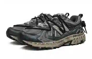 New Balance 410 Black Silver