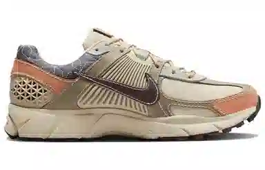 Nike Air Zoom Vomero 5 Brown