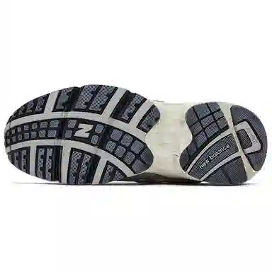 New Balance 725 "Chaos Pack"