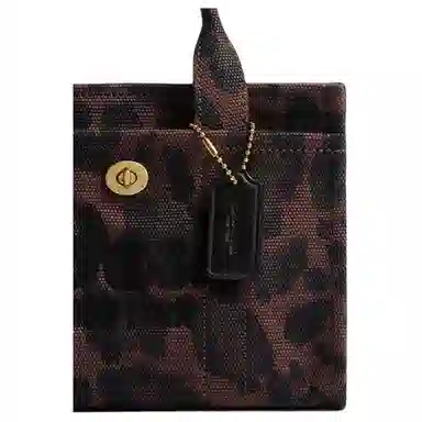 COACH Cargo 20 Tote