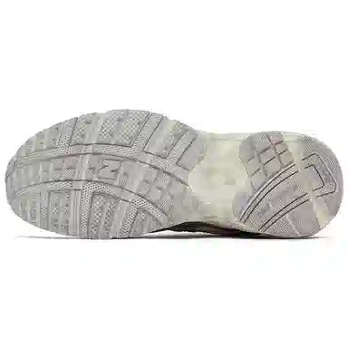 New Balance 725 Retro Champagne