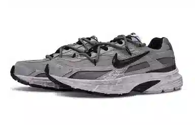Nike Initiator