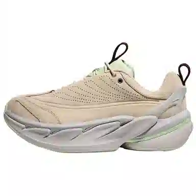 HOKA ONE ONE ELEVON X