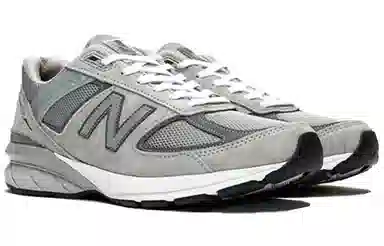 New Balance 990 V5