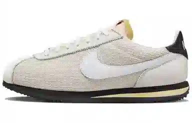Nike Cortez "Light Orewood Brown"