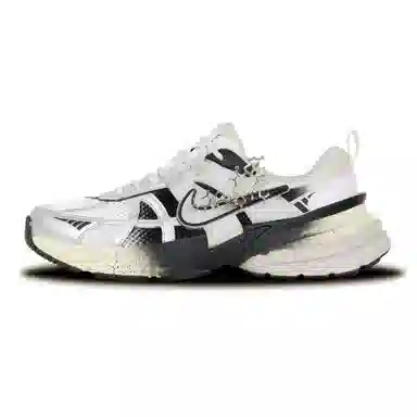 Nike V2K Run White Silver