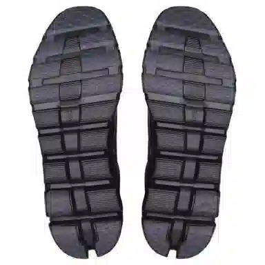 On Cloudflow 4 Black