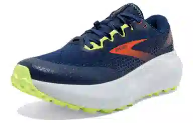 Brooks Caldera 6