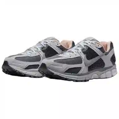 Nike Air Zoom Vomero 5